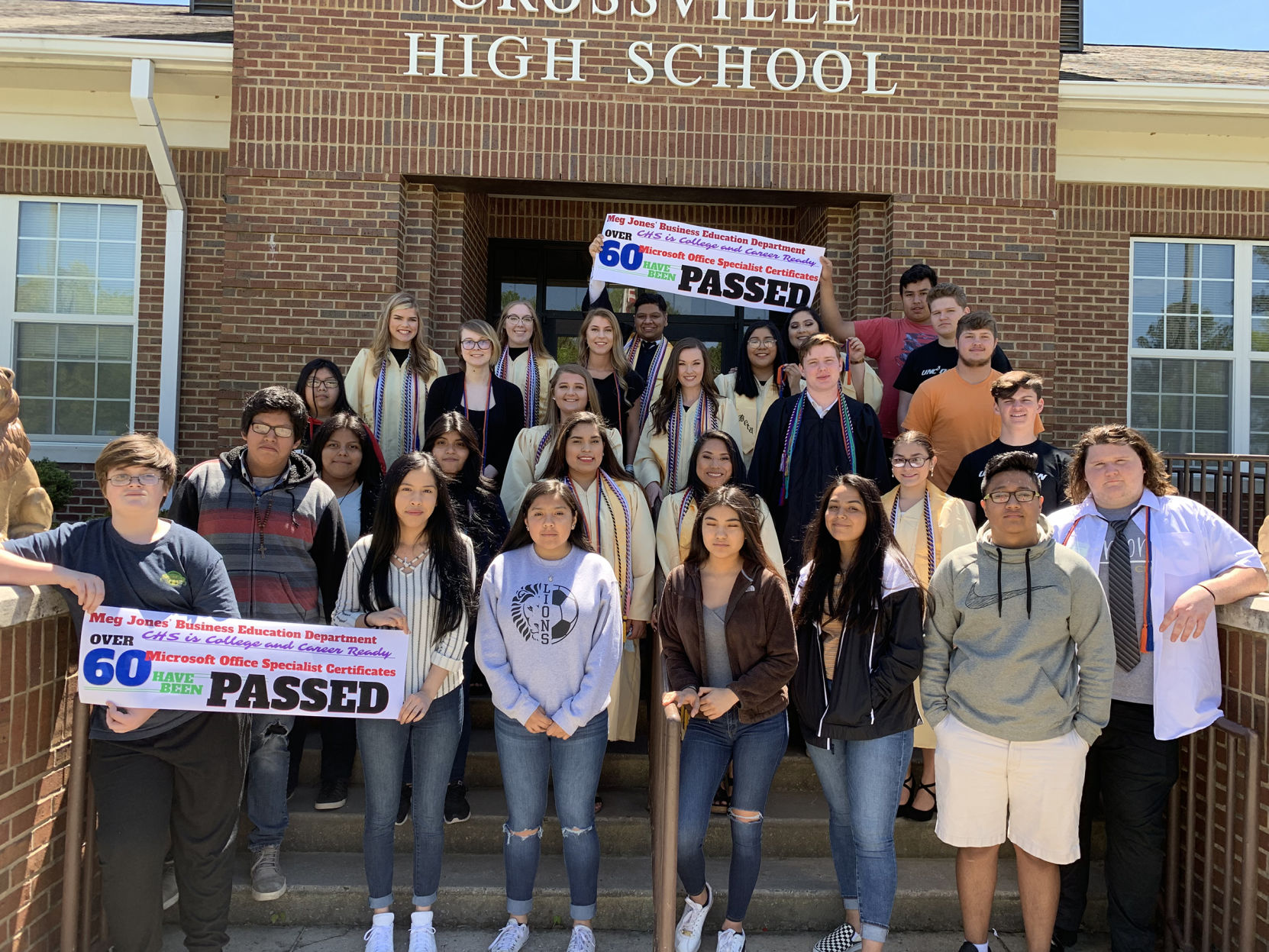 School News | Seniors are career ready - Several Lions earn Microsoft certificates